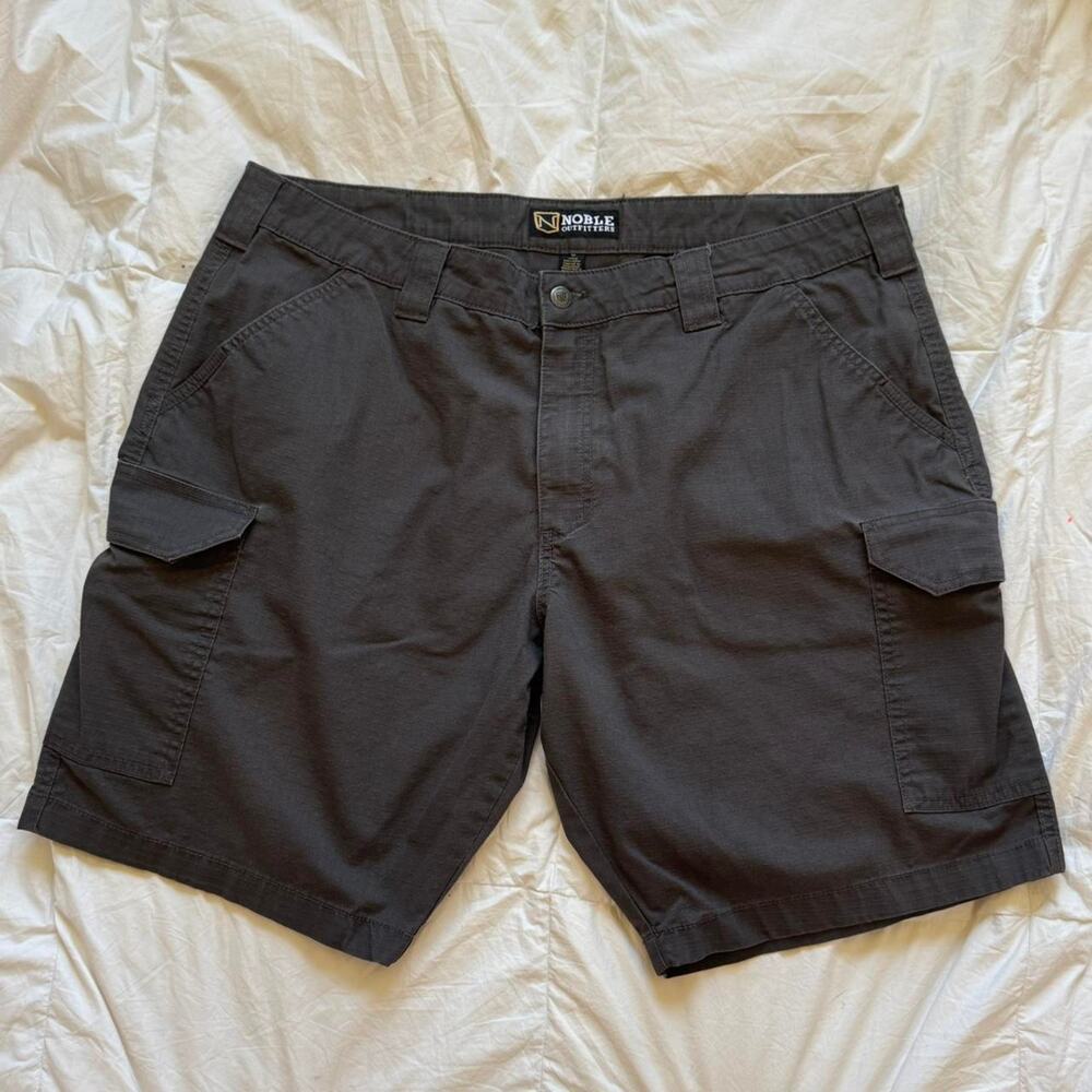 noble outtfitters Gray flex ripstop cargo shorts sz 40 gorpcore outdoors